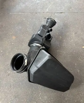 BMW 4 G22 G23 G24 G26 Intake resonator 8656981