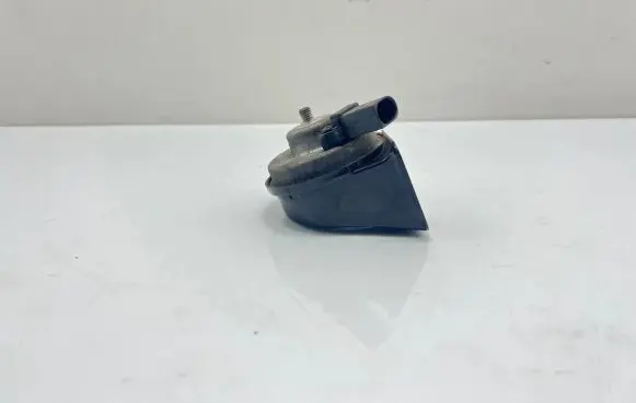 Mercedes-Benz E W238 Horn signal A2135422700 6033FB2452