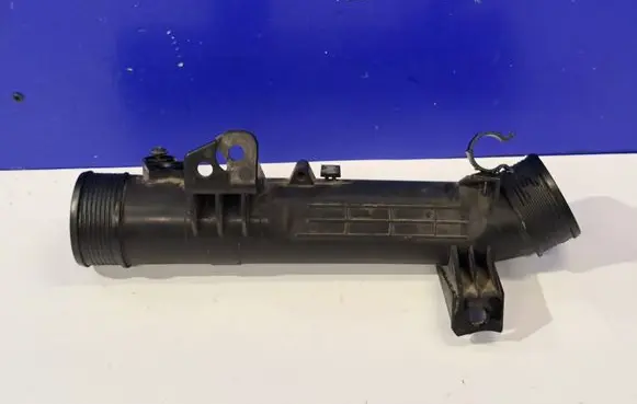 Intercooler hose/pipe