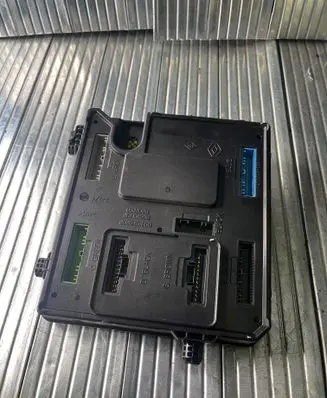 Renault Scenic III - Grand scenic III Comfort/convenience module 284B13640R
