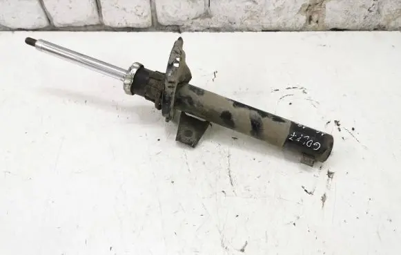 Volkswagen Golf VII Front shock absorber/damper 5Q0413023