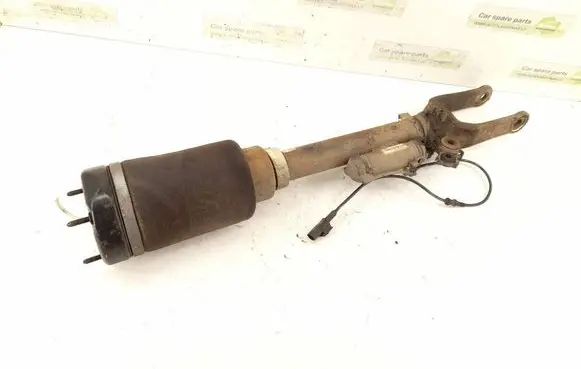 Mercedes-Benz ML W164 Front shock absorber/damper 1643204313 1643205813