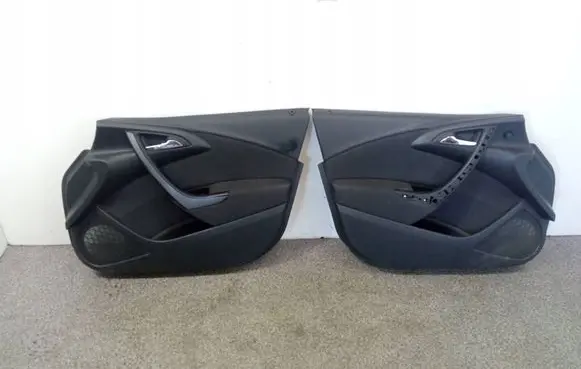 Opel Astra K Front door card panel trim