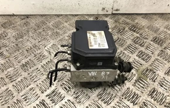 Volkswagen PASSAT B7 ABS Pump 3AA614109AQ