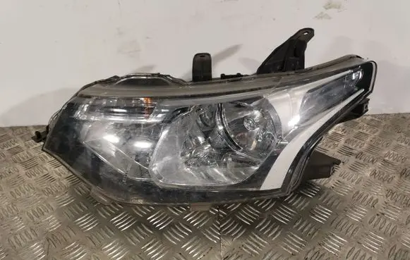 Mitsubishi Outlander Headlight/headlamp