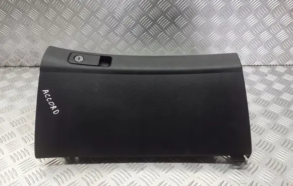 Honda Accord Glove box