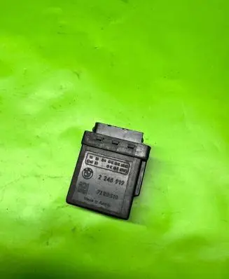 Glow plug pre-heat relay