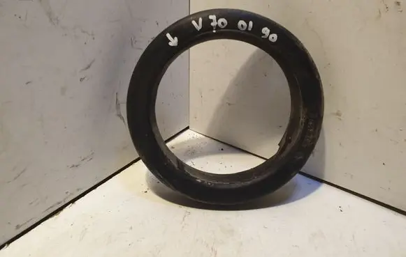 Volvo V70 Rear coil spring rubber mount 9157503 29200003601