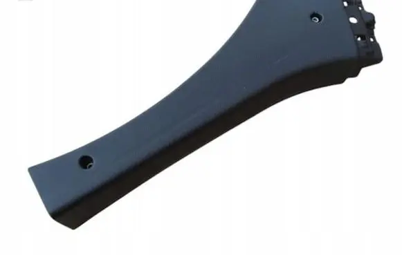 Maserati Quattroporte (C) pillar trim