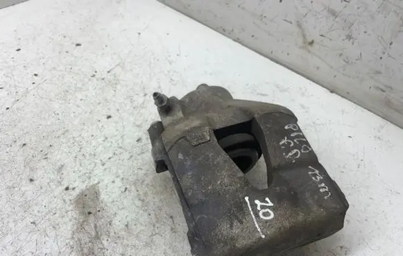 Volkswagen Polo V 6R Front brake caliper