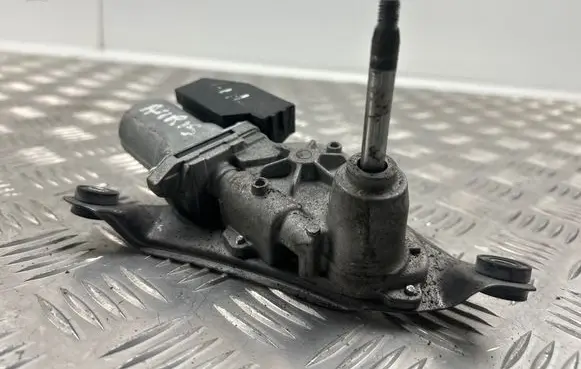 Toyota Auris 150 Rear window wiper motor 8513002030 2596000822