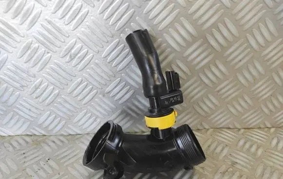 Peugeot 208 Air intake hose/pipe 9801021780