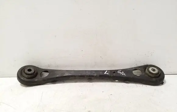 Rear control arm