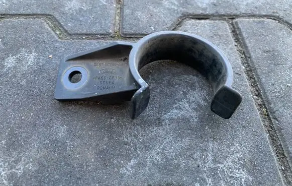 Ford Connect Air intake hose/pipe D6B16C750AA