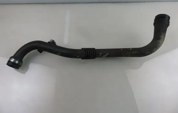 Renault Megane II Intercooler hose/pipe 8200533986 8200527670 0261002566