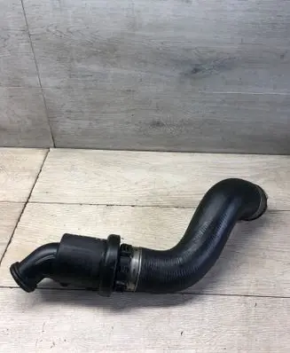 Mercedes-Benz E W212 Intake resonator A6511400087 4011195A