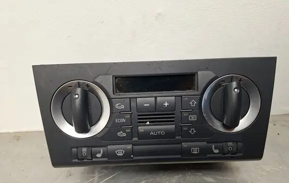 Audi A3 S3 8P Climate control unit 8P0820043