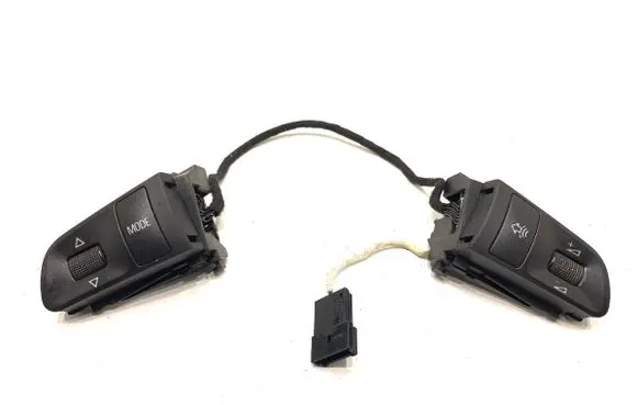 Audi A4 S4 B7 8E 8H Steering wheel buttons/switches 