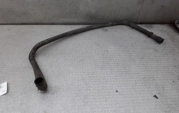 Mercedes-Benz Vito Viano W639 Engine coolant pipe/hose