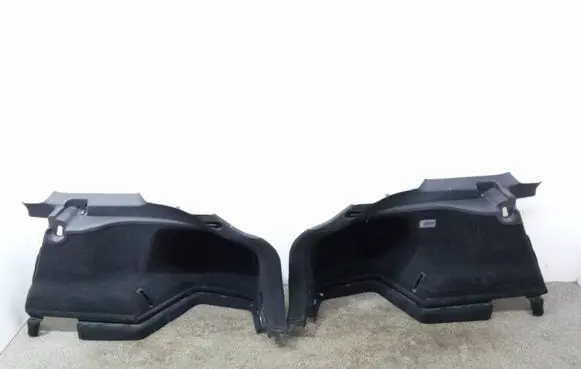 Toyota Avensis T270 Front door card panel trim