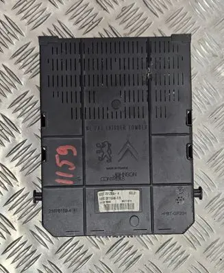 Citroen C4 I Picasso Fuse module 96640590800 96640590800R