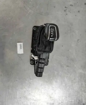 Volvo XC60 Gear shifter/selector 32240022 32240616 31437771
