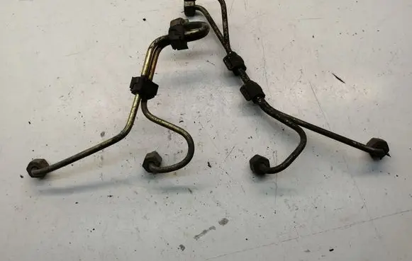 Ford Transit Fuel injector supply line/pipe 