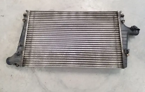 Audi A6 S6 C5 4B Intercooler radiator 4B0145805A