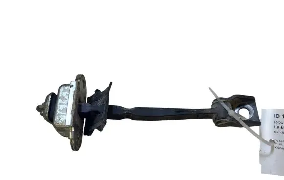 Skoda Octavia Mk2 (1Z) Front door check strap stopper