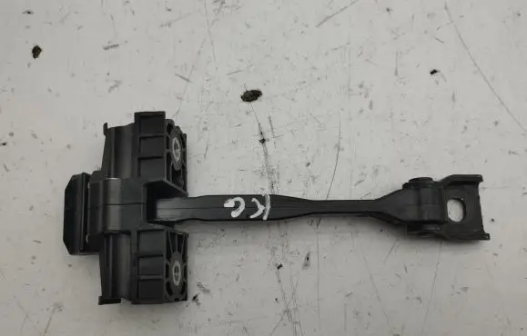 Audi A1 Rear door check strap stopper