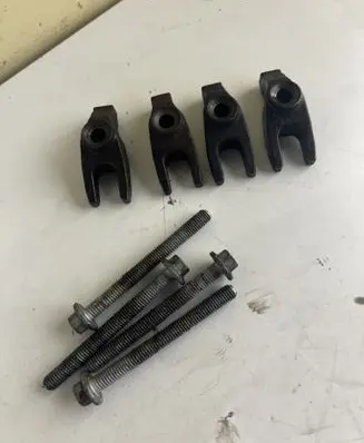 Dodge Nitro Fuel Injector clamp holder 