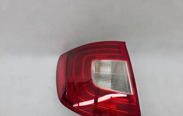Skoda Superb B6 (3T) Rear/tail lights 3T9945095