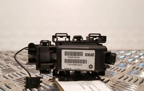 Jeep Grand Cherokee Fuse box set P68087630AB