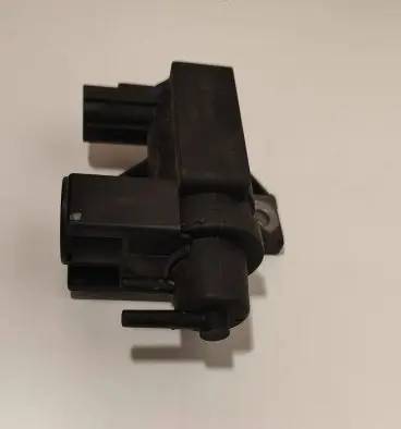 Toyota Corolla Verso AR10 Vacuum valve 258190R011 06T208 70051308