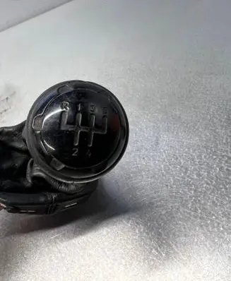 Audi A3 S3 8L Gear shifter surround trim plastic 8l0863279