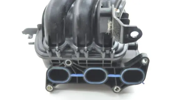 Toyota Yaris Intake manifold