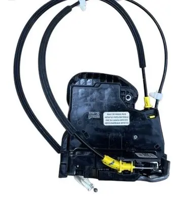 Buick Enclave II Front door lock 13533615