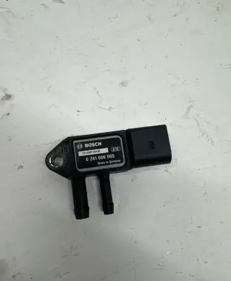 Audi A5 Sportback 8TA Exhaust gas pressure sensor 0281006005 151030T0245E