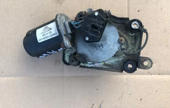 Suzuki Wagon R+ Wiper motor
