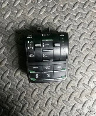 Porsche Cayenne (92A) Suspension ride height/mode switch 7P5927521T