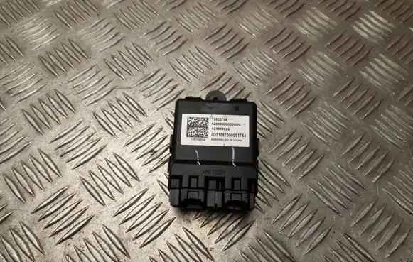 Opel Astra K Seat control module 13523756