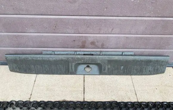Nissan Pathfinder R51 Trunk/boot sill cover protection 84990EB300 34990EB302
