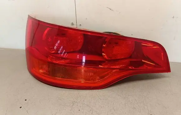Audi Q7 4L Rear/tail lights 4L0945093 027330102 200508B