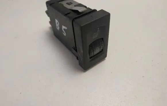 Volkswagen PASSAT B5 Seat heating switch 3B0963564C