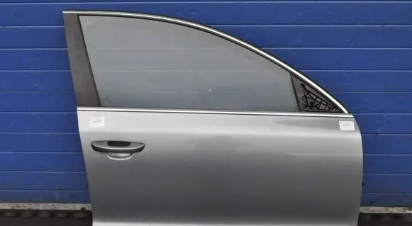 Skoda Superb B6 (3T) Front door 