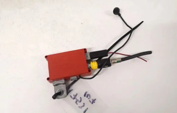 Renault Laguna I Antenna control unit 7700435729
