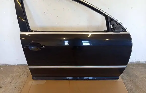 Volkswagen Phaeton Front door 