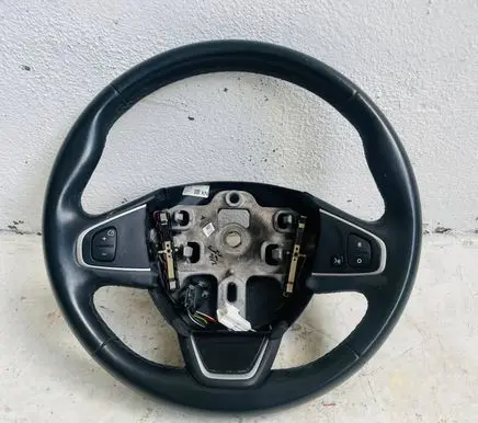 Renault Captur Steering wheel
