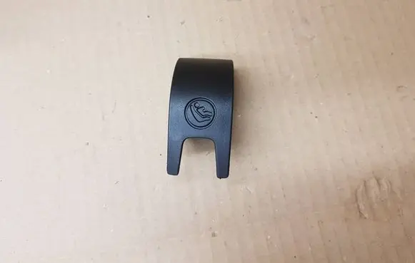 Volkswagen Golf VII ISOFIX cover 5G0887187