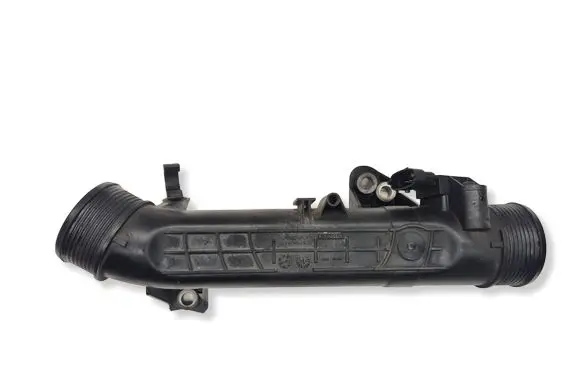 Volvo S60 Intercooler hose/pipe 31422153